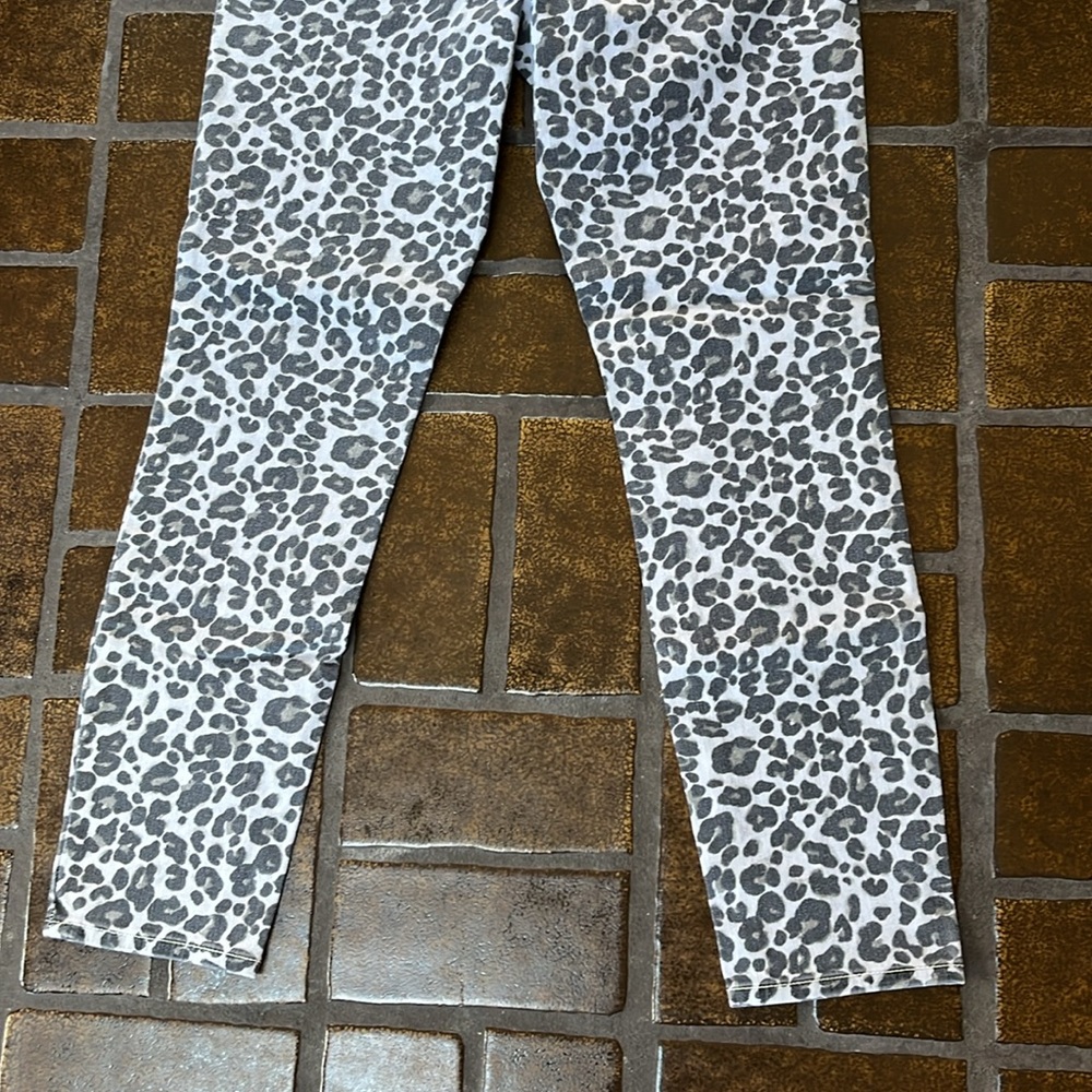 LOFT Gray Leopard Print High Rise Modern Skinny Jean - Picture 13 of 15